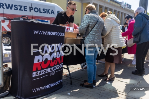  27.04.2025 LODZ<br />
KONWENCJA KAROLA NAWROCKIEGO W LODZI<br />
N/Z TLUM WYBORCY<br />
 