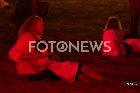  02.05.2025 RADAWA <br />
REKONSTRUKCJA NAPADU PRZEZ UKRAINSKICH NACJONALISTOW Z OUN-UPA NA WIES WIAZOWNICA NA PODKARPACIU <br />
INSCENIZACJA UPAMIETNILA 80. ROCZNICE KRWAWEJ NAPASCI I SPALENIA WSI WIAZOWNICA PRZEZ ODDZIALY OUN-UPA W 1945 ROKU <br />
 