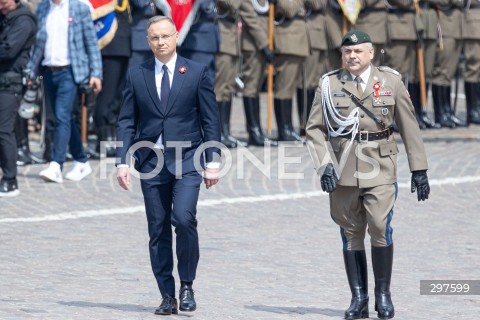  03.05.2025 WARSZAWA <br />
OBCHODY SWIETA NARODOWEGO KONSTYTUCJI 3 MAJA NA PLACU ZAMKOWYM<br />
NZ. PREZYDENT ANDRZEJ DUDA WIESLAW KUKULA<br />
FOT. ANTONI BYSZEWSKI/FOTONEWS 