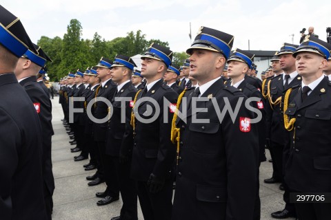  04.05.2025 WARSZAWA<br />
CENTRALNE OBCHODY DNIA STRAZAKA NA PLACU PILSUDSKIEGO W WARSZAWIE<br />
N/Z NOMINOWANI STRAZACY<br />
FOT. ANTONI BYSZEWSKI/FOTONEWS 