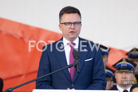  04.05.2025 WARSZAWA<br />
CENTRALNE OBCHODY DNIA STRAZAKA NA PLACU PILSUDSKIEGO W WARSZAWIE<br />
N/Z SZYMON HOLOWNIA<br />
FOT. ANTONI BYSZEWSKI/FOTONEWS 