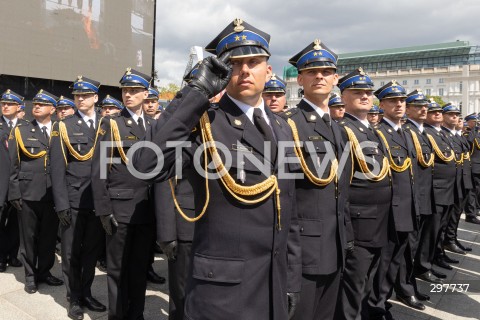  04.05.2025 WARSZAWA<br />
CENTRALNE OBCHODY DNIA STRAZAKA NA PLACU PILSUDSKIEGO W WARSZAWIE<br />
N/Z STRAZACY<br />
FOT. ANTONI BYSZEWSKI/FOTONEWS 