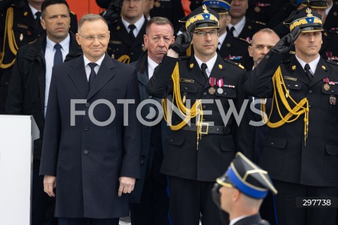  04.05.2025 WARSZAWA<br />
CENTRALNE OBCHODY DNIA STRAZAKA NA PLACU PILSUDSKIEGO W WARSZAWIE<br />
N/Z PREZYDENT ANDRZEJ DUDA WOJCIECH KRUCZEK TOMASZ KLIMCZAK <br />
FOT. ANTONI BYSZEWSKI/FOTONEWS 