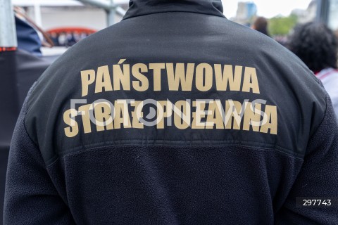  04.05.2025 WARSZAWA<br />
CENTRALNE OBCHODY DNIA STRAZAKA NA PLACU PIŁSUDSKIEGO W WARSZAWIE<br />
N/Z NAPIS PANSTWOWA STRAZ POZARNA PSP<br />
FOT. ANTONI BYSZEWSKI/FOTONEWS 