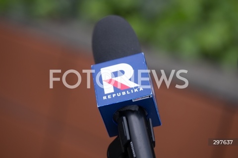  04.05.2025 WARSZAWA<br />
KONFERENCJA PRASOWA MATEUSZA MORAWIECKIEGO<br />
N/Z KOSTKA TELEWIZJA REPUBLIKA<br />
FOT. MARCIN BANASZKIEWICZ/FOTONEWS  