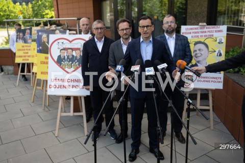  04.05.2025 WARSZAWA<br />
KONFERENCJA PRASOWA MATEUSZA MORAWIECKIEGO<br />
N/Z MATEUSZ MORAWIECKI GRZEGORZ MATUSIAK WALDEMAR BUDA GRZEGORZ PUDA<br />
FOT. MARCIN BANASZKIEWICZ/FOTONEWS  