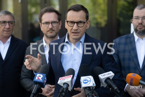  04.05.2025 WARSZAWA<br />
KONFERENCJA PRASOWA MATEUSZA MORAWIECKIEGO<br />
N/Z MATEUSZ MORAWIECKI GRZEGORZ MATUSIAK WALDEMAR BUDA GRZEGORZ PUDA<br />
FOT. MARCIN BANASZKIEWICZ/FOTONEWS  