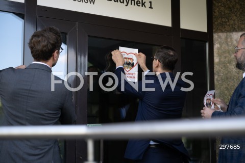  04.05.2025 WARSZAWA<br />
KONFERENCJA PRASOWA MATEUSZA MORAWIECKIEGO<br />
N/Z MATEUSZ MORAWIECKI<br />
FOT. MARCIN BANASZKIEWICZ/FOTONEWS  