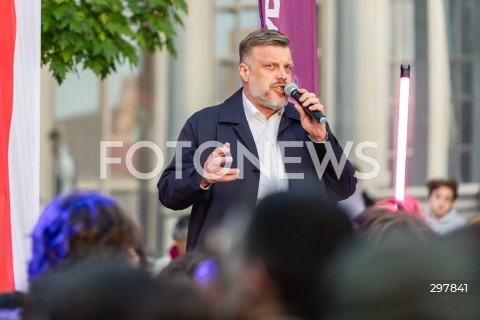  06.05.2025 LODZ<br />
SPOTKANIE Z ADRIANEM ZANDBERGIEM W LODZI<br />
N/Z ADRIAN ZANDBERG<br />
 