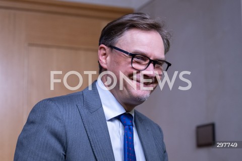  06.05.2025 WARSZAWA<br />
KONFERENCJA PRASOWA RADOSLAWA SIKORSKIEGO<br />
N/Z PAWEL WRONSKI<br />
FOT. MARCIN BANASZKIEWICZ/FOTONEWS  