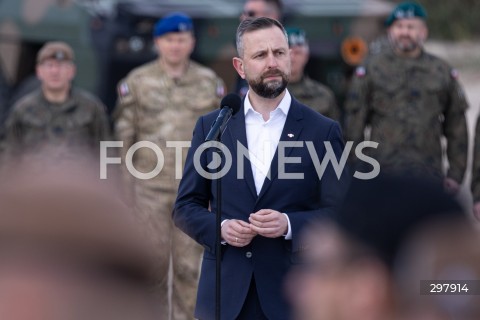  08.05.2025 WARSZAWA<br />
UROCZYSTY APEL Z OKAZJI NARODOWEGO DNIA ZWYCIESTWA W 1 WARSZAWSKIEJ BRYGADZIE PANCERNEJ<br />
N/Z WLADYSLAW KOSINIAK - KAMYSZ<br />
FOT. ANTONI BYSZEWSKI/FOTONEWS 