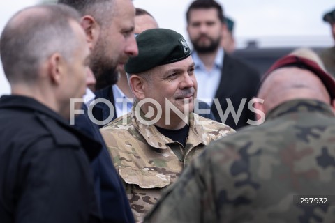  08.05.2025 WARSZAWA<br />
UROCZYSTY APEL Z OKAZJI NARODOWEGO DNIA ZWYCIESTWA W 1 WARSZAWSKIEJ BRYGADZIE PANCERNEJ<br />
N/Z WIESLAW KUKULA<br />
FOT. ANTONI BYSZEWSKI/FOTONEWS 