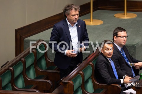  08.05.2025 WARSZAWA SEJM <br />
34. POSIEDZENIE SEJMU<br />
N/Z JACEK KARNOWSKI<br />
FOT. ANTONI BYSZEWSKI/FOTONEWS 
