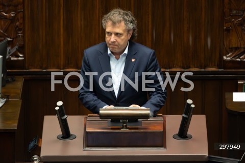  08.05.2025 WARSZAWA SEJM <br />
34. POSIEDZENIE SEJMU<br />
N/Z JACEK KARNOWSKI<br />
FOT. ANTONI BYSZEWSKI/FOTONEWS 