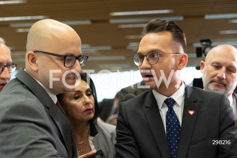  09.05.2025 WARSZAWA<br />
34. POSIEDZENIE SEJMU POSIEDZENIE KOMISJI SPRAWIEDLIWOSCI I PRAW CZLOWIEKA<br />
N/Z ADRIAN WITCZAK DARIUSZ MATECKI<br />
FOT. ANTONI BYSZEWSKI/FOTONEWS 