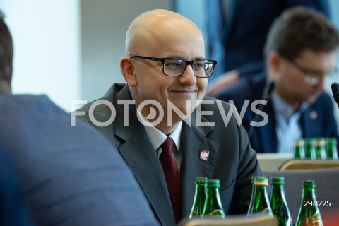  09.05.2025 WARSZAWA<br />
34. POSIEDZENIE SEJMU POSIEDZENIE KOMISJI SPRAWIEDLIWOSCI I PRAW CZLOWIEKA<br />
N/Z DARIUSZ MATECKI<br />
FOT. ANTONI BYSZEWSKI/FOTONEWS 