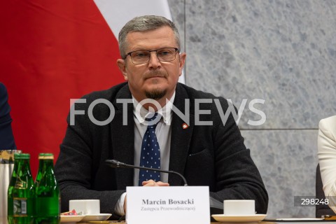 09.05.2025 WARSZAWA<br />
34. POSIEDZENIE SEJMU POSIEDZENIE KOMISJI SLEDCZEJ DS. PEGASUSA<br />
N/Z MARCIN BOSACKI<br />
FOT. ANTONI BYSZEWSKI/FOTONEWS 