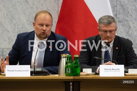  09.05.2025 WARSZAWA<br />
34. POSIEDZENIE SEJMU POSIEDZENIE KOMISJI SLEDCZEJ DS. PEGASUSA<br />
N/Z WITOLD ZEMBACZYNSKI MARCIN BOSACKI<br />
FOT. ANTONI BYSZEWSKI/FOTONEWS 
