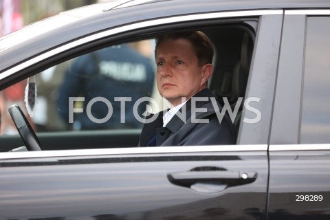  12.05.2025 WARSZAWA<br />
DEBATA WYBORCZA W TELEWIZJI POLSKIEJ<br />
N/Z ARTUR BARTOSIEWICZ<br />
FOT. ANTONI BYSZEWSKI/FOTONEWS 