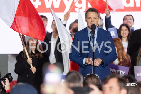  12.05.2025 WARSZAWA<br />
WIEC WYBORCZY RAFALA TRZASKOWSKIEGO PO DEBACIE W TELEWIZJI POLSKIEJ W WARSZAWIE<br />
N/Z RAFAL TRZASKOWSKI<br />
FOT. ANTONI BYSZEWSKI/FOTONEWS 