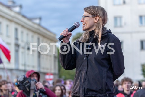  15.05.2025 WARSZAWA<br />
WIEC PRZEDWYBORCZY KANDYDATA NA PREZYDENTA RP ADRIANA ZANDBERGA W WARSZAWIE<br />
N/Z ZOFIA PIOTROWSKA<br />
FOT. ANTONI BYSZEWSKI/FOTONEWS 
