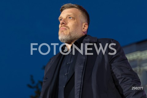  15.05.2025 WARSZAWA<br />
WIEC PRZEDWYBORCZY KANDYDATA NA PREZYDENTA RP ADRIANA ZANDBERGA W WARSZAWIE<br />
N/Z ADRIAN ZANDBERG<br />
FOT. ANTONI BYSZEWSKI/FOTONEWS 