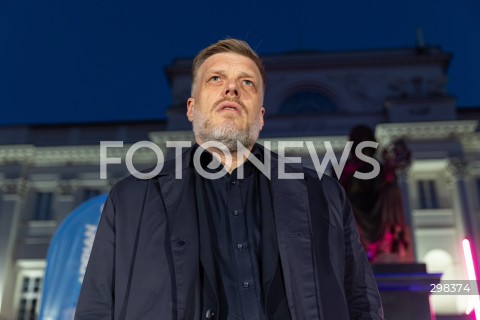  15.05.2025 WARSZAWA<br />
WIEC PRZEDWYBORCZY KANDYDATA NA PREZYDENTA RP ADRIANA ZANDBERGA W WARSZAWIE<br />
N/Z ADRIAN ZANDBERG<br />
FOT. ANTONI BYSZEWSKI/FOTONEWS 