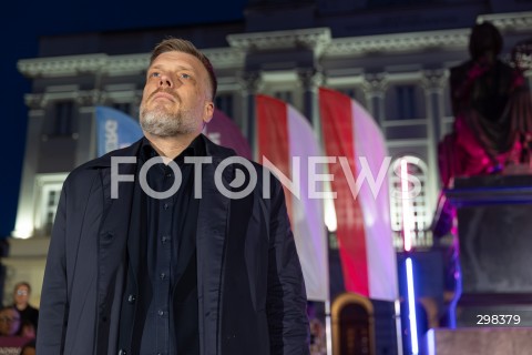  15.05.2025 WARSZAWA<br />
WIEC PRZEDWYBORCZY KANDYDATA NA PREZYDENTA RP ADRIANA ZANDBERGA W WARSZAWIE<br />
N/Z ADRIAN ZANDBERG<br />
FOT. ANTONI BYSZEWSKI/FOTONEWS 