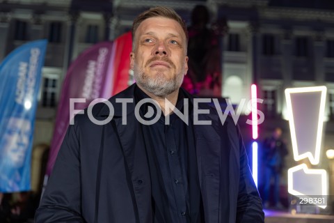 15.05.2025 WARSZAWA<br />
WIEC PRZEDWYBORCZY KANDYDATA NA PREZYDENTA RP ADRIANA ZANDBERGA W WARSZAWIE<br />
N/Z ADRIAN ZANDBERG<br />
FOT. ANTONI BYSZEWSKI/FOTONEWS 