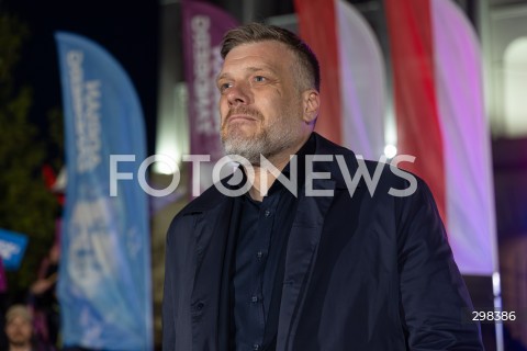  15.05.2025 WARSZAWA<br />
WIEC PRZEDWYBORCZY KANDYDATA NA PREZYDENTA RP ADRIANA ZANDBERGA W WARSZAWIE<br />
N/Z ADRIAN ZANDBERG<br />
FOT. ANTONI BYSZEWSKI/FOTONEWS 