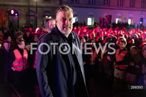  15.05.2025 WARSZAWA<br />
WIEC PRZEDWYBORCZY KANDYDATA NA PREZYDENTA RP ADRIANA ZANDBERGA W WARSZAWIE<br />
N/Z ADRIAN ZANDBERG<br />
FOT. ANTONI BYSZEWSKI/FOTONEWS 