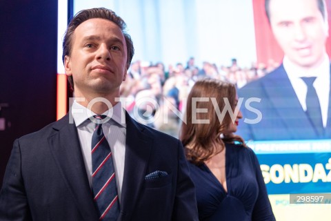  18.05.2025 WARSZAWA<br />
WYBORY PREZYDENCKIE 2025<br />
WIECZOR WYBORCZY SLAWOMIRA MENTZENA<br />
N/Z KRZYSZTOF BOSAK<br />
FOT. ANTONI BYSZEWSKI/FOTONEWS 