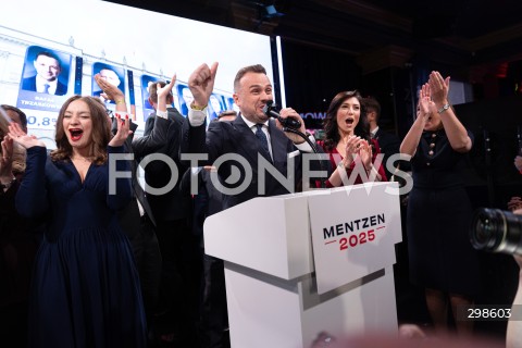  18.05.2025 WARSZAWA<br />
WYBORY PREZYDENCKIE 2025<br />
WIECZOR WYBORCZY SLAWOMIRA MENTZENA<br />
N/Z BARTOSZ BOCHENCZAK<br />
FOT. ANTONI BYSZEWSKI/FOTONEWS 