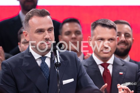  18.05.2025 WARSZAWA<br />
WYBORY PREZYDENCKIE 2025<br />
WIECZOR WYBORCZY SLAWOMIRA MENTZENA<br />
N/Z BARTOSZ BOCHENCZAK SLAWOMIR MENTZEN<br />
FOT. ANTONI BYSZEWSKI/FOTONEWS 