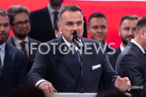  18.05.2025 WARSZAWA<br />
WYBORY PREZYDENCKIE 2025<br />
WIECZOR WYBORCZY SLAWOMIRA MENTZENA<br />
N/Z BARTOSZ BOCHENCZAK<br />
FOT. ANTONI BYSZEWSKI/FOTONEWS 