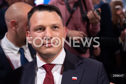  18.05.2025 WARSZAWA<br />
WYBORY PREZYDENCKIE 2025<br />
WIECZOR WYBORCZY SLAWOMIRA MENTZENA<br />
N/Z SLAWOMIR MENTZEN<br />
FOT. ANTONI BYSZEWSKI/FOTONEWS 