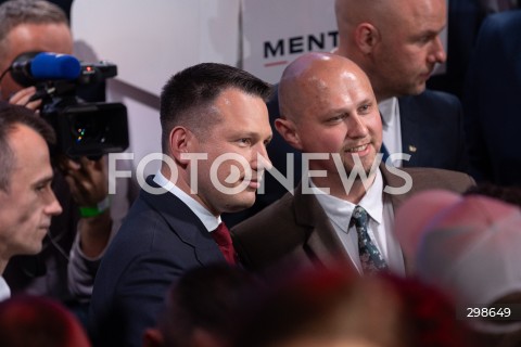  18.05.2025 WARSZAWA<br />
WYBORY PREZYDENCKIE 2025<br />
WIECZOR WYBORCZY SLAWOMIRA MENTZENA<br />
N/Z SLAWOMIR MENTZEN<br />
FOT. ANTONI BYSZEWSKI/FOTONEWS 