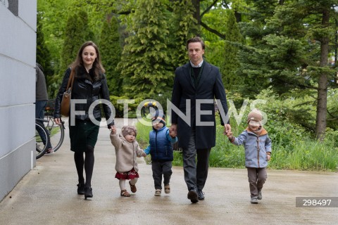  18.05.2025 JOZEFOW<br />
WYBORY PREZYDENCKIE 2025<br />
N/Z KARINA BOSAK KRZYSZTOF BOSAK<br />
FOT. MARCIN BANASZKIEWICZ/FOTONEWS  