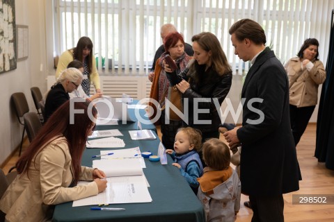  18.05.2025 JOZEFOW<br />
WYBORY PREZYDENCKIE 2025<br />
N/Z KARINA BOSAK KRZYSZTOF BOSAK<br />
FOT. MARCIN BANASZKIEWICZ/FOTONEWS  