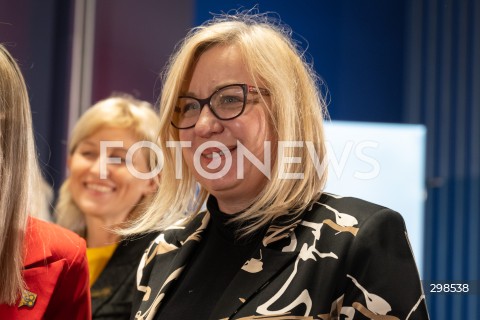  18.05.2025 WARSZAWA<br />
WYBORY PREZYDENCKIE 2025<br />
WIECZOR WYBORCZY SZYMONA HOLOWNI<br />
N/Z PAULINA HENNIG KLOSKA<br />
FOT. MARCIN BANASZKIEWICZ/FOTONEWS  