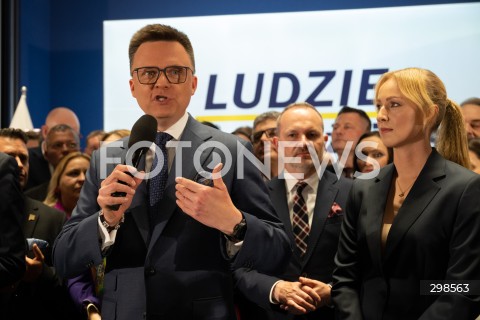  18.05.2025 WARSZAWA<br />
WYBORY PREZYDENCKIE 2025<br />
WIECZOR WYBORCZY SZYMONA HOLOWNI<br />
N/Z SZYMON HOLOWNIA URSZULA BRZEZINSKA HOLOWNIA<br />
FOT. MARCIN BANASZKIEWICZ/FOTONEWS  