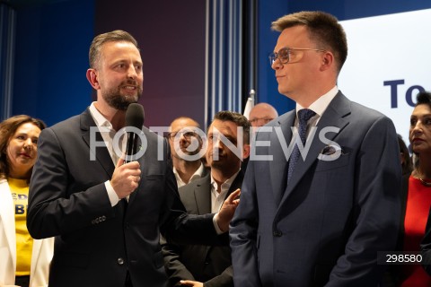  18.05.2025 WARSZAWA<br />
WYBORY PREZYDENCKIE 2025<br />
WIECZOR WYBORCZY SZYMONA HOLOWNI<br />
N/Z WLADYSLAW KOSINIAK KAMYSZ SZYMON HOLOWNIA<br />
FOT. MARCIN BANASZKIEWICZ/FOTONEWS  