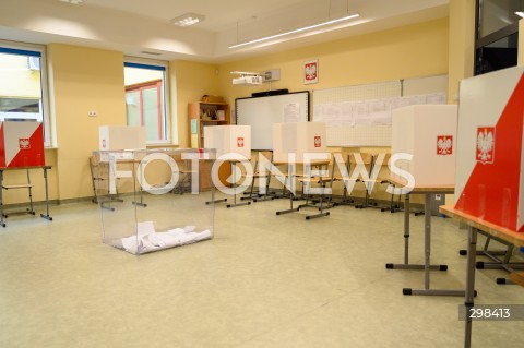  18.05.2025 WARSZAWA<br />
WYBORY PREZYDENCKIE 2025<br />
N/Z LOKAL WYBORCZY<br />
 