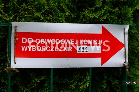  18.05.2025 WARSZAWA<br />
WYBORY PREZYDENCKIE 2025<br />
N/Z NAPIS DO OBWODOWEJ KOMISJI WYBORCZEJ <br />
 