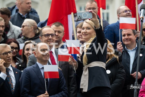  19.05.2025 WARSZAWA<br />
KONFERENCJA PRASOWA RAFALA TRZASKOWSKIEGO<br />
N/Z MICHAL SZCZERBA MARTA WCISLO<br />
FOT. MARCIN BANASZKIEWICZ/FOTONEWS  