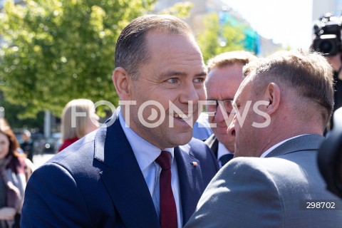  20.05.2025 WARSZAWA<br />
KONFERENCJA PRASOWA KANDYDATA NA PREZYDENTA RP KAROLA NAWROCKIEGO W WARSZAWIE<br />
N/Z KAROL NAWROCKI<br />
FOT. ANTONI BYSZEWSKI/FOTONEWS 