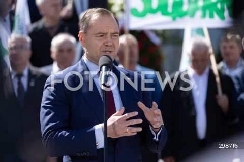 20.05.2025 WARSZAWA<br />
KONFERENCJA PRASOWA KANDYDATA NA PREZYDENTA RP KAROLA NAWROCKIEGO W WARSZAWIE<br />
N/Z KAROL NAWROCKI<br />
FOT. ANTONI BYSZEWSKI/FOTONEWS 