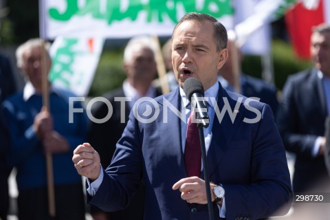  20.05.2025 WARSZAWA<br />
KONFERENCJA PRASOWA KANDYDATA NA PREZYDENTA RP KAROLA NAWROCKIEGO W WARSZAWIE<br />
N/Z KAROL NAWROCKI<br />
FOT. ANTONI BYSZEWSKI/FOTONEWS 