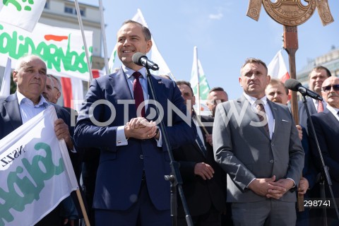  20.05.2025 WARSZAWA<br />
KONFERENCJA PRASOWA KANDYDATA NA PREZYDENTA RP KAROLA NAWROCKIEGO W WARSZAWIE<br />
N/Z KAROL NAWROCKI TOMASZ OBSZANSKI <br />
FOT. ANTONI BYSZEWSKI/FOTONEWS 