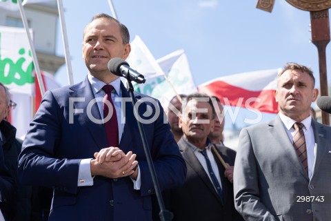  20.05.2025 WARSZAWA<br />
KONFERENCJA PRASOWA KANDYDATA NA PREZYDENTA RP KAROLA NAWROCKIEGO W WARSZAWIE<br />
N/Z KAROL NAWROCKI<br />
FOT. ANTONI BYSZEWSKI/FOTONEWS 